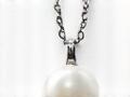 Small pearl drop necklace